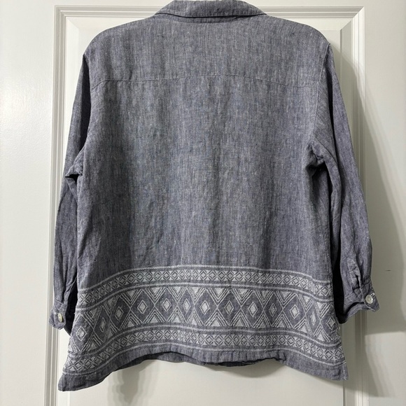 Chico’s Design Linen and Rayon Embroidered Top size 2 - Picture 2 of 6